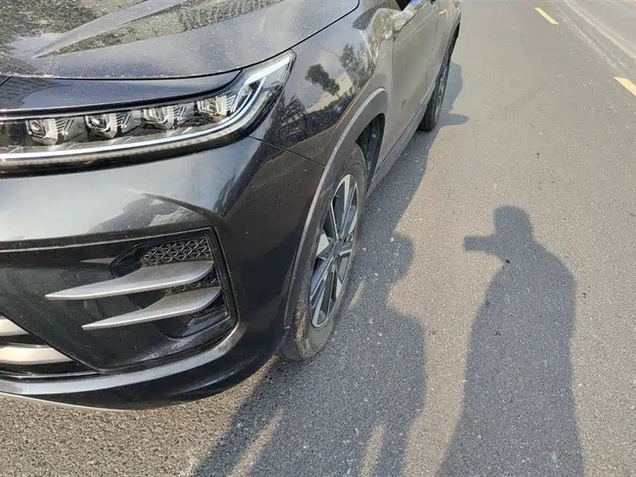 Exeed Chasing the wind