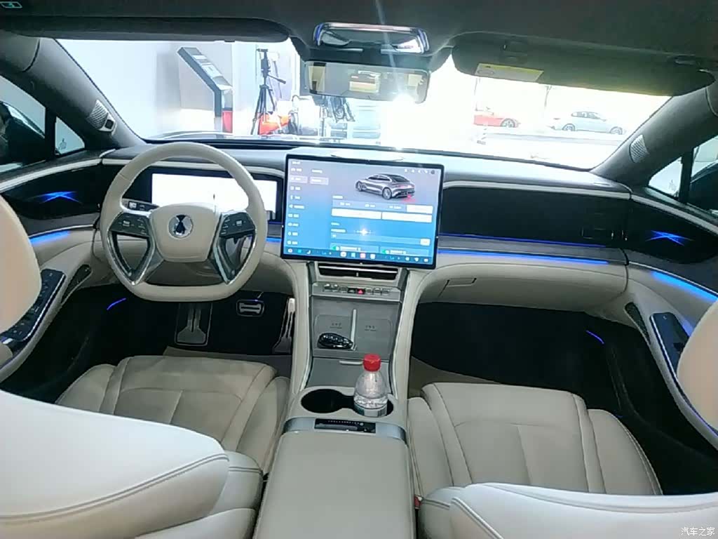 Denza Z9, 2025 10