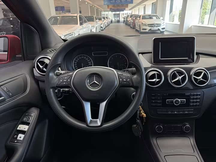 Mercedes-Benz B-Class 2012 B 180