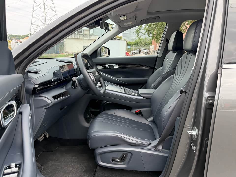 Geely Galaxy Galaxy E5