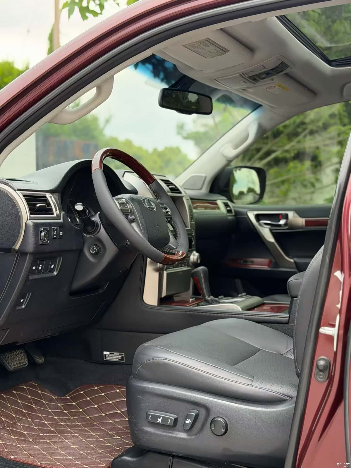 Lexus GX, 2013 9