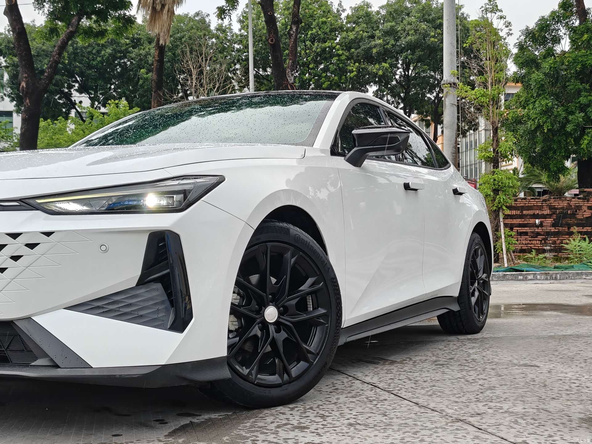 Changan UNI-V, 2024 8