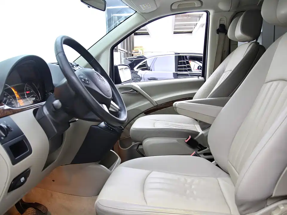 Mercedes-Benz Viano