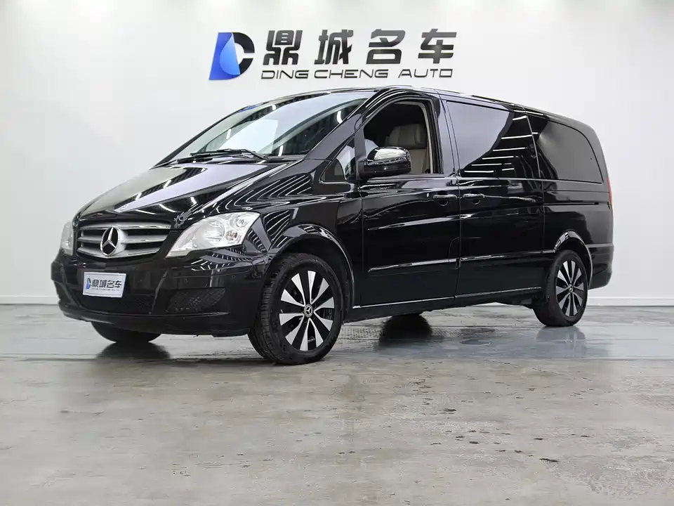 Mercedes-Benz Viano