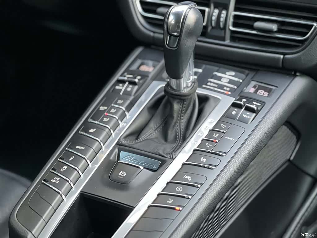 Porsche Macan, 2020 12