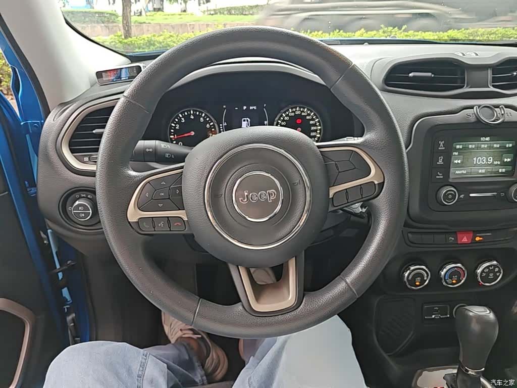 Jeep Renegade, 2017 11
