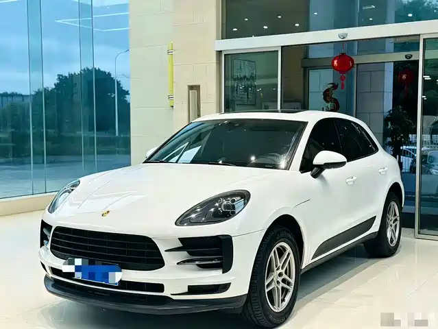 Porsche Macan 2019 — купить из Китая под заказ