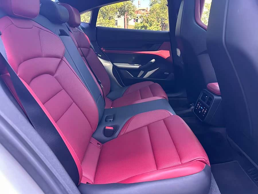Porsche Taycan 2020, фото 12