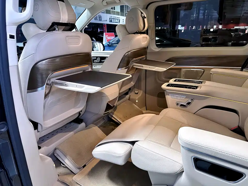 Mercedes-Benz V-class Mercedes-Benz V-class