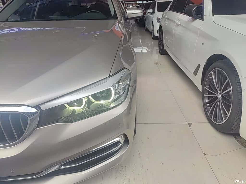 BMW 5 Series, 2019 24