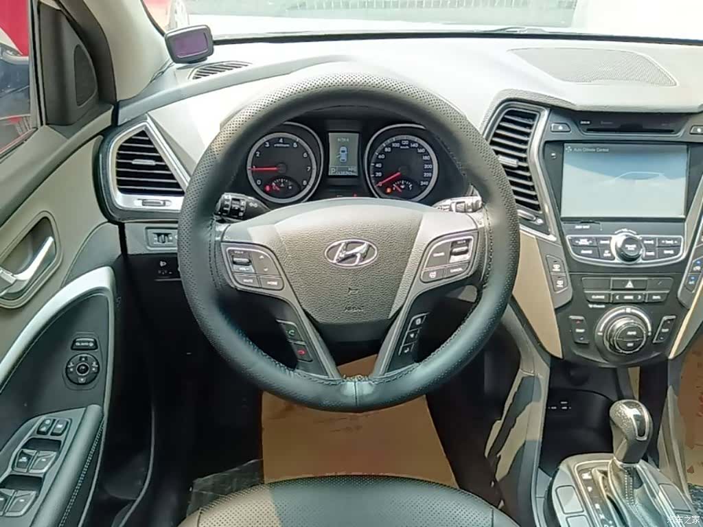 Hyundai 7, 2016 11