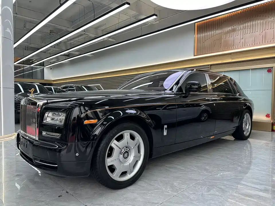 Rolls-Royce Phantom