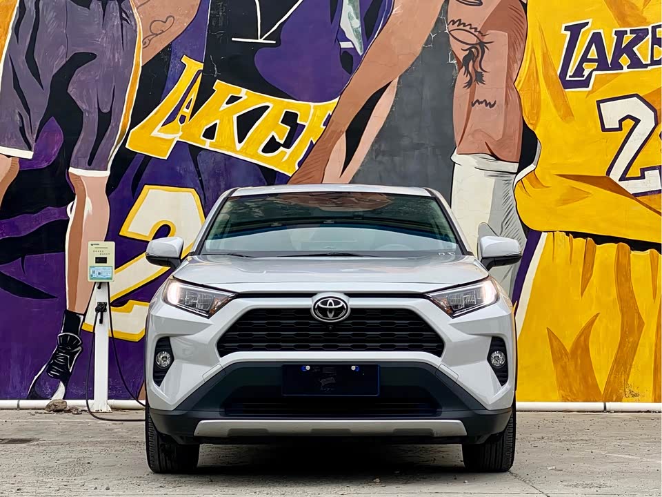 Toyota RAV4 Rongfang