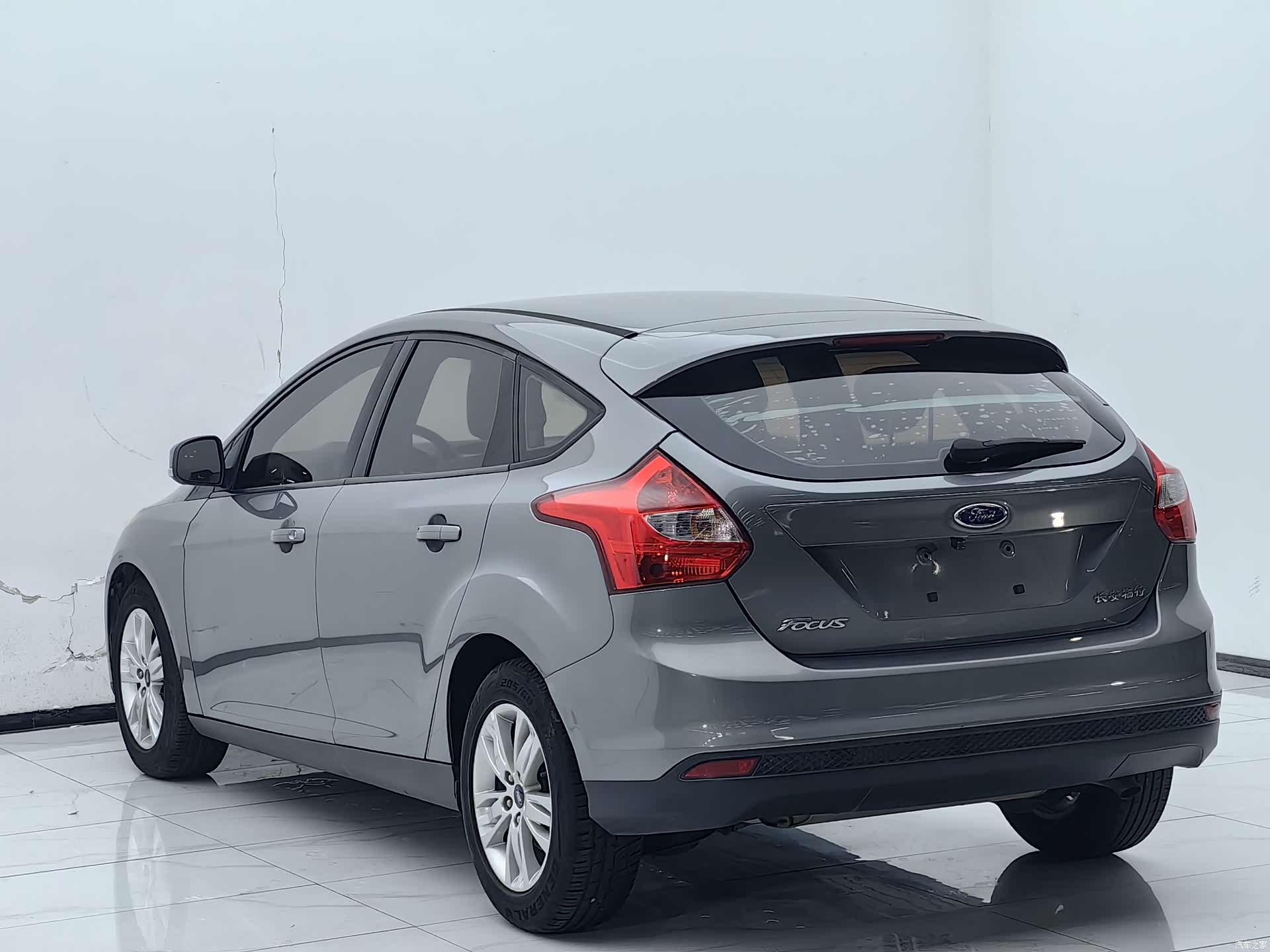 Ford Focus, 2014 16