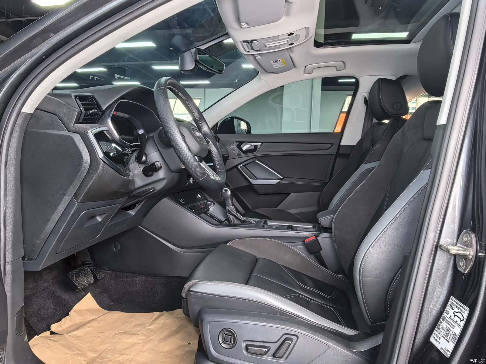 Audi Q3, 2022 8