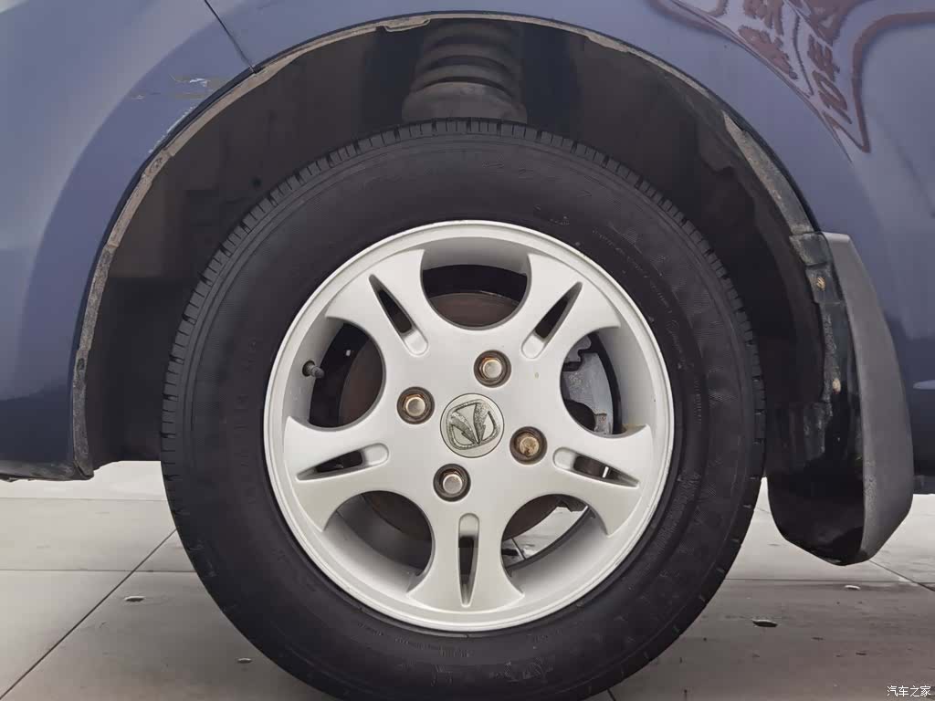 BAIC M20, 2014 17