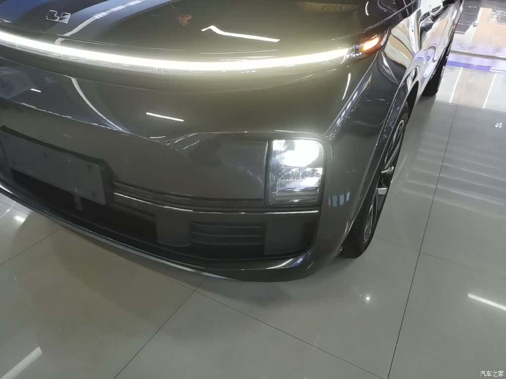 Li Auto L9, 2023 24