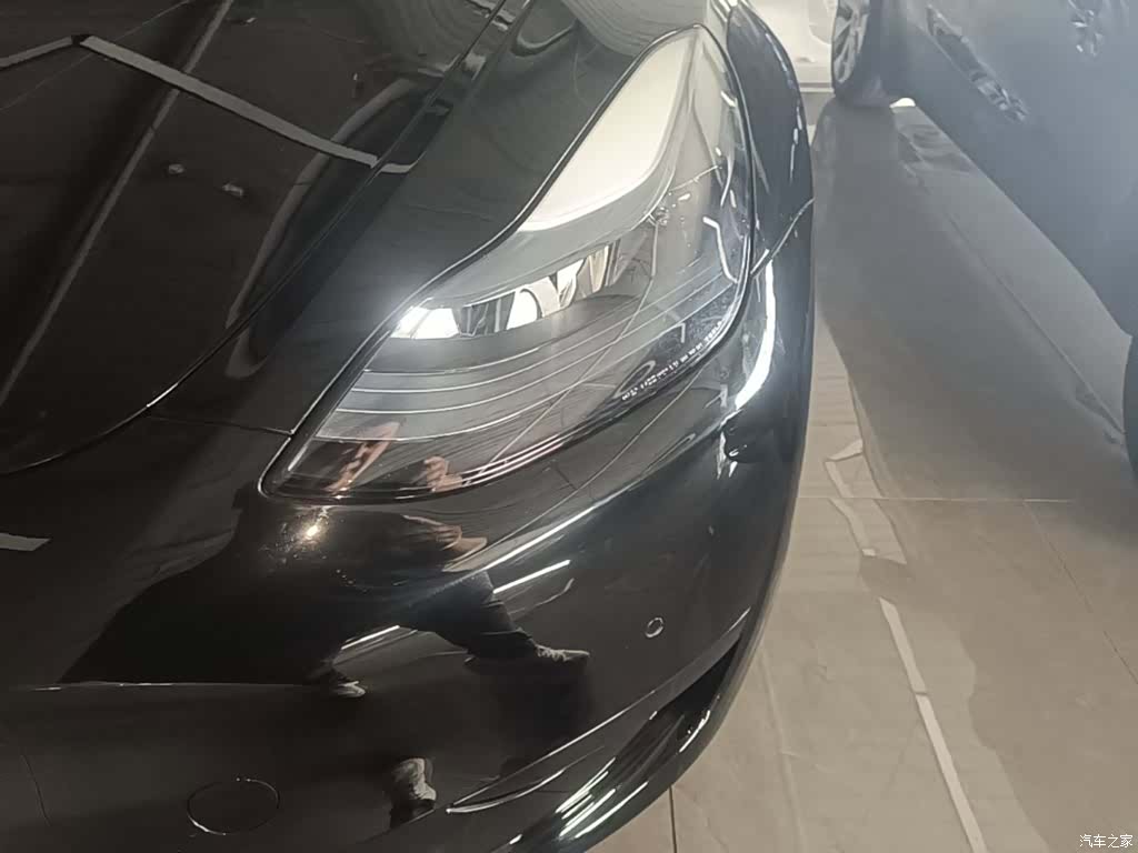 Tesla Model Y, 2024 24