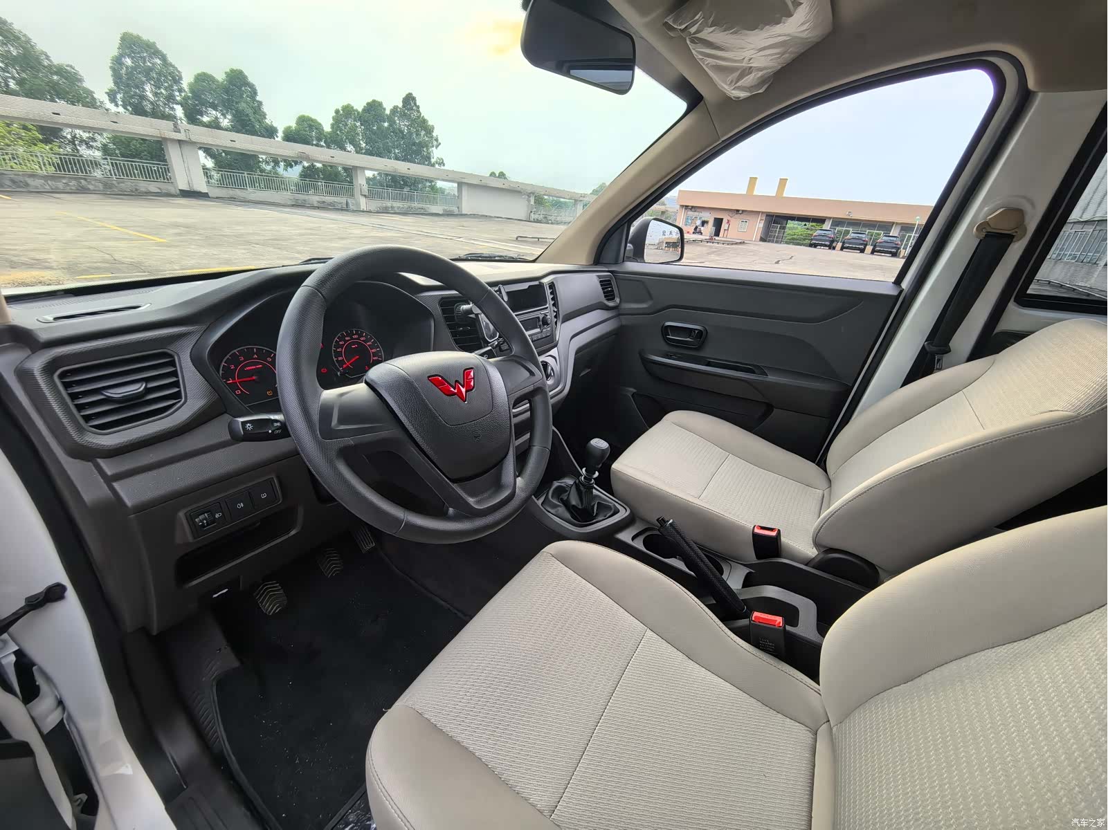 Wuling Hongguang, 2026 7