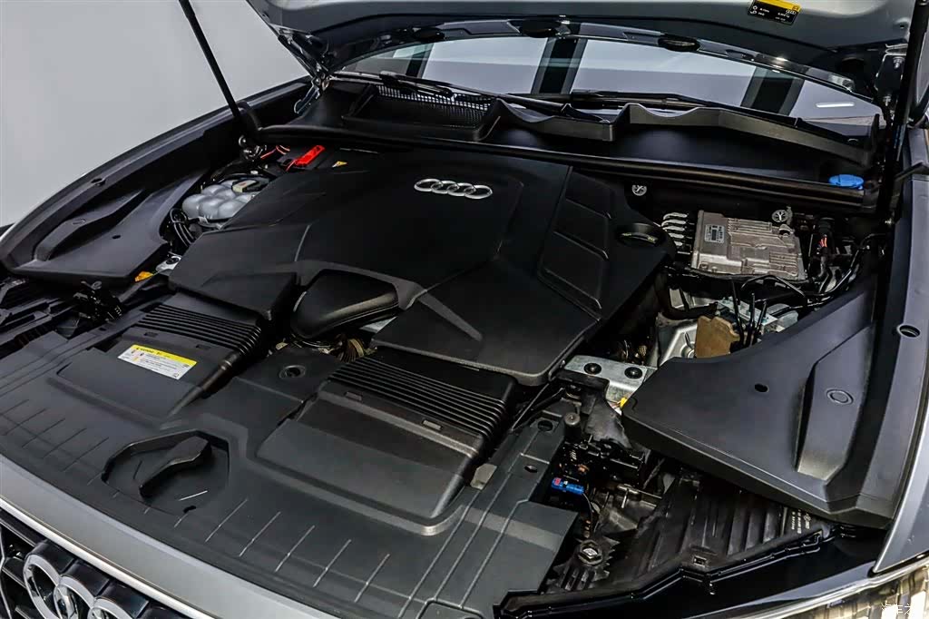 Audi Q8, 2020 2