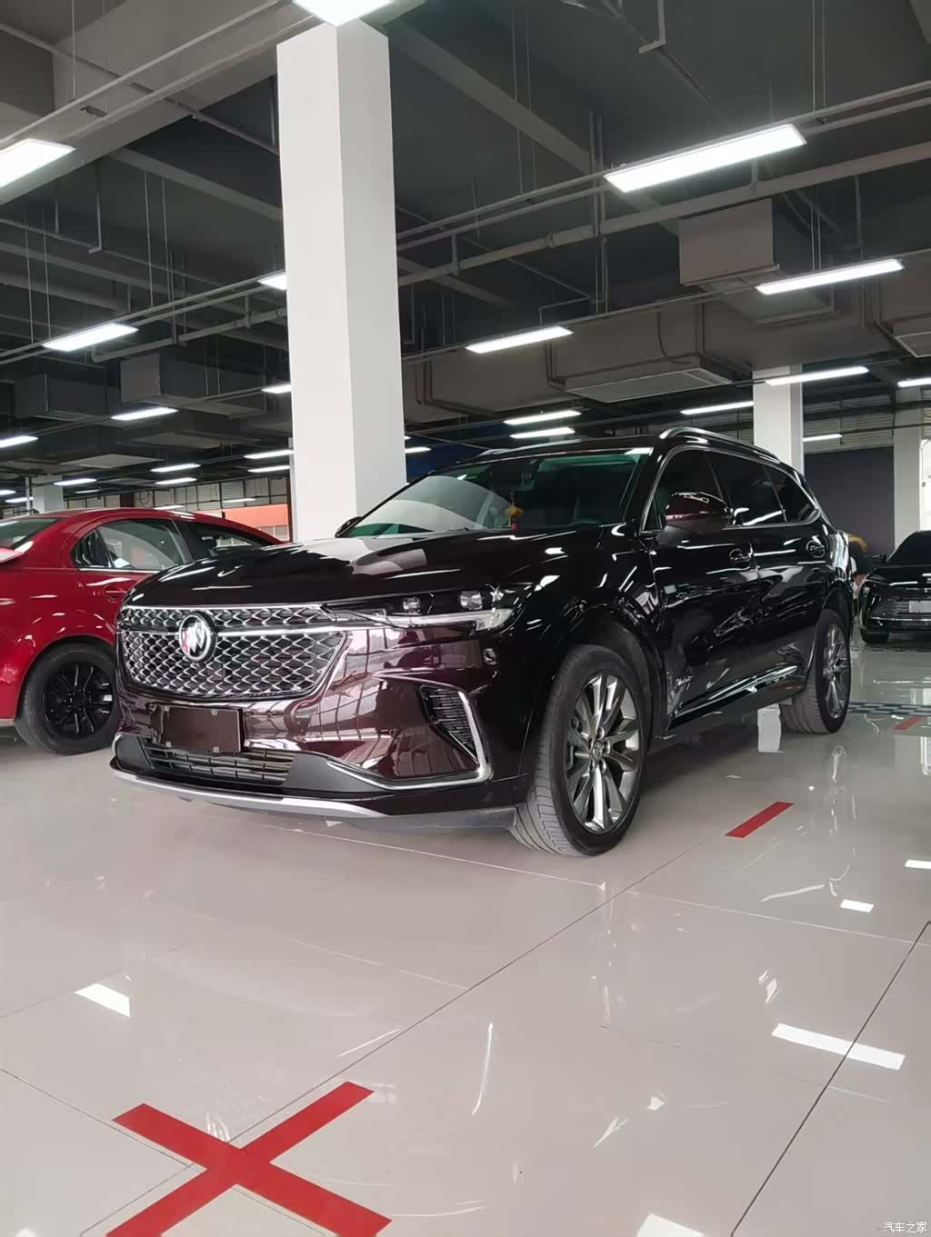 Buick Envision Plus, 2022 1