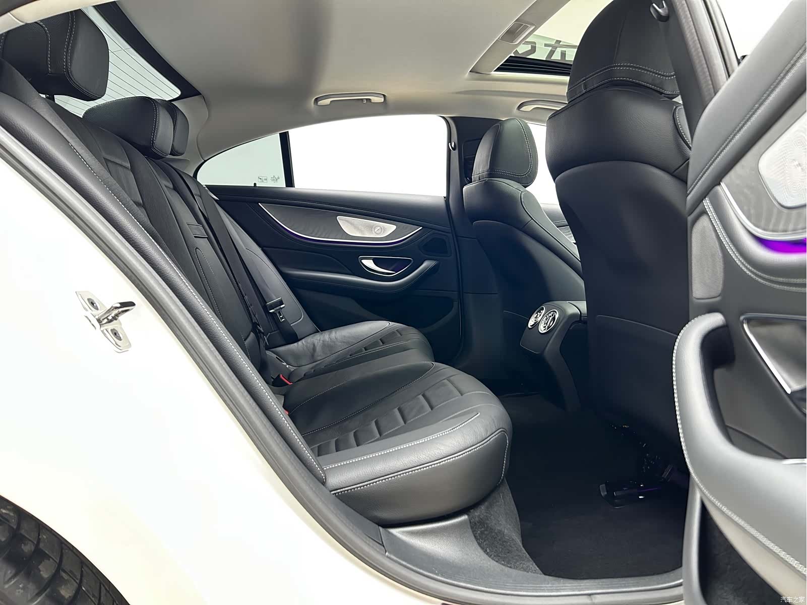 Mercedes-Benz CLS, 2025 20