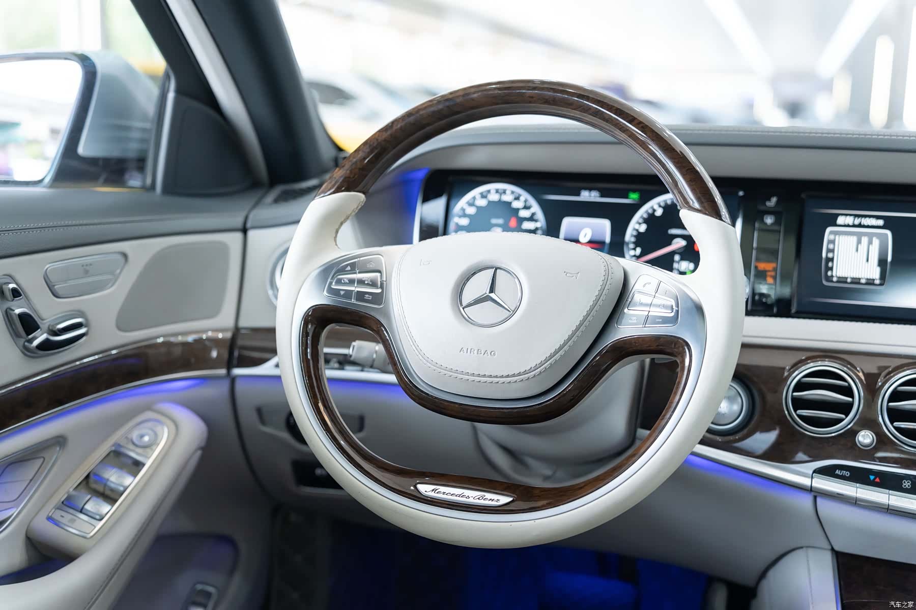 Mercedes-Benz S-Class, 2016 12