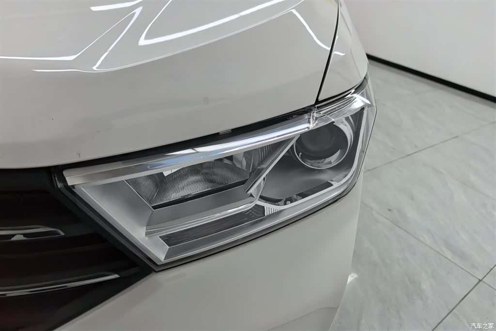Wuling Hongguang, 2022 все фото