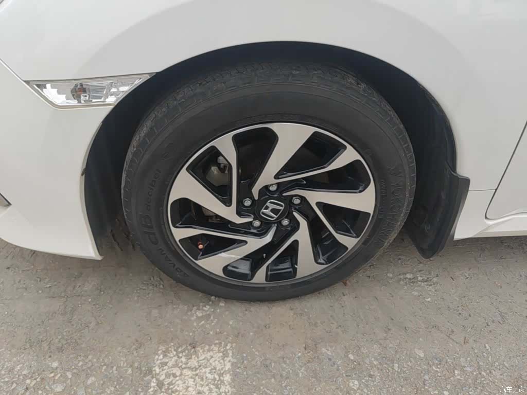 Honda Civic, 2018 23