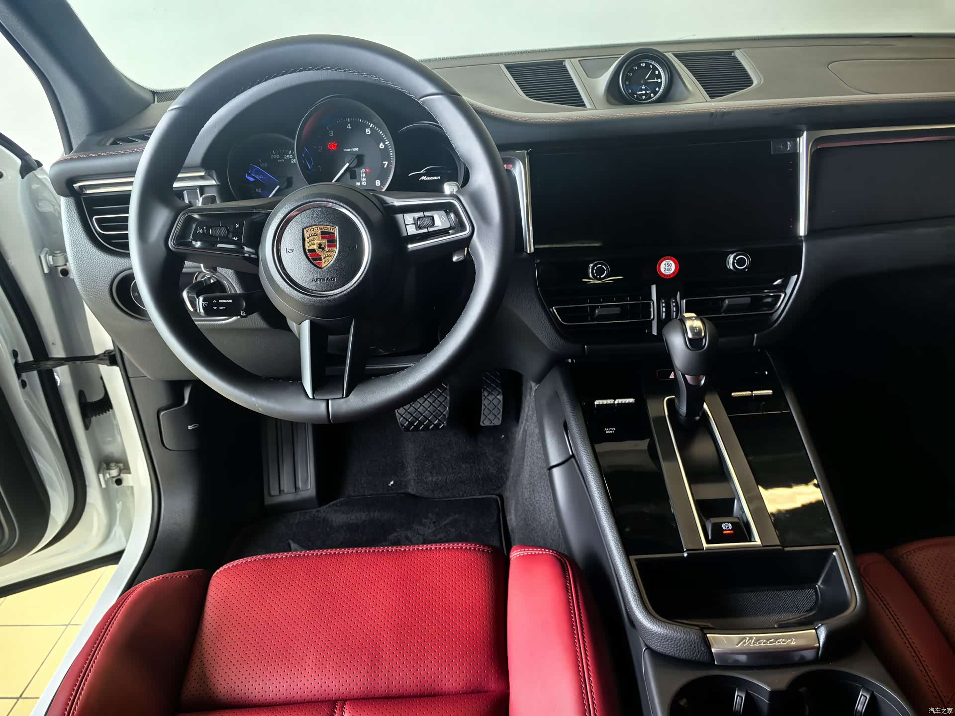 Porsche Macan, 2026 7