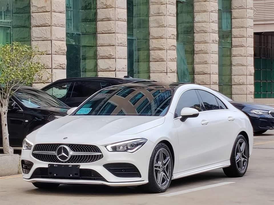 Mercedes-Benz CLA
