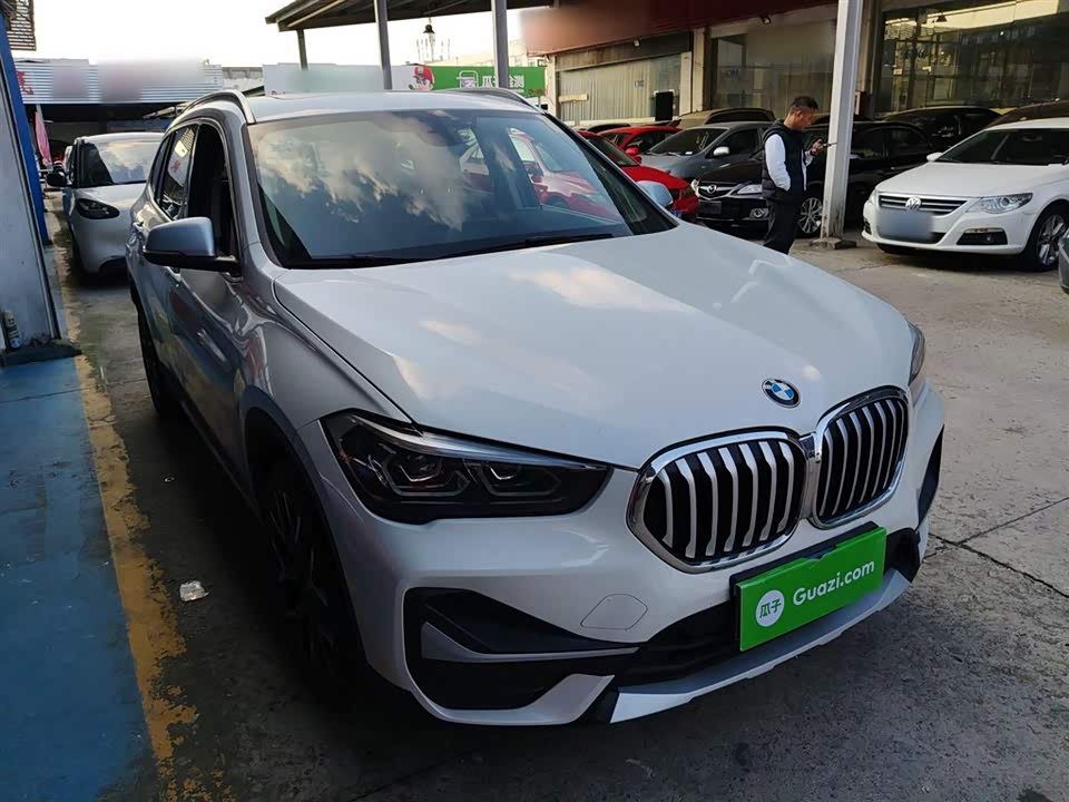 BMW X1