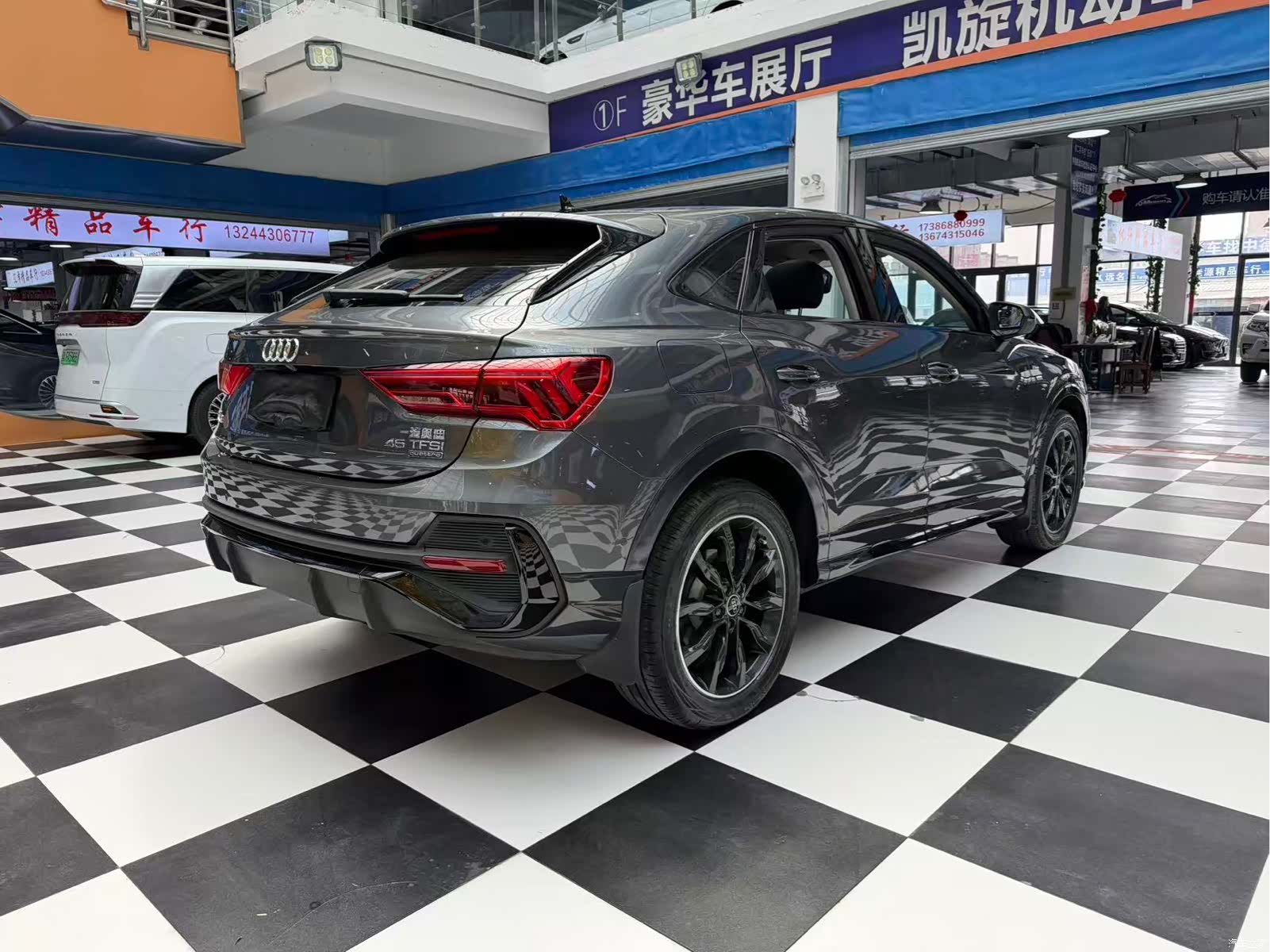 Audi Q3, 2022 18