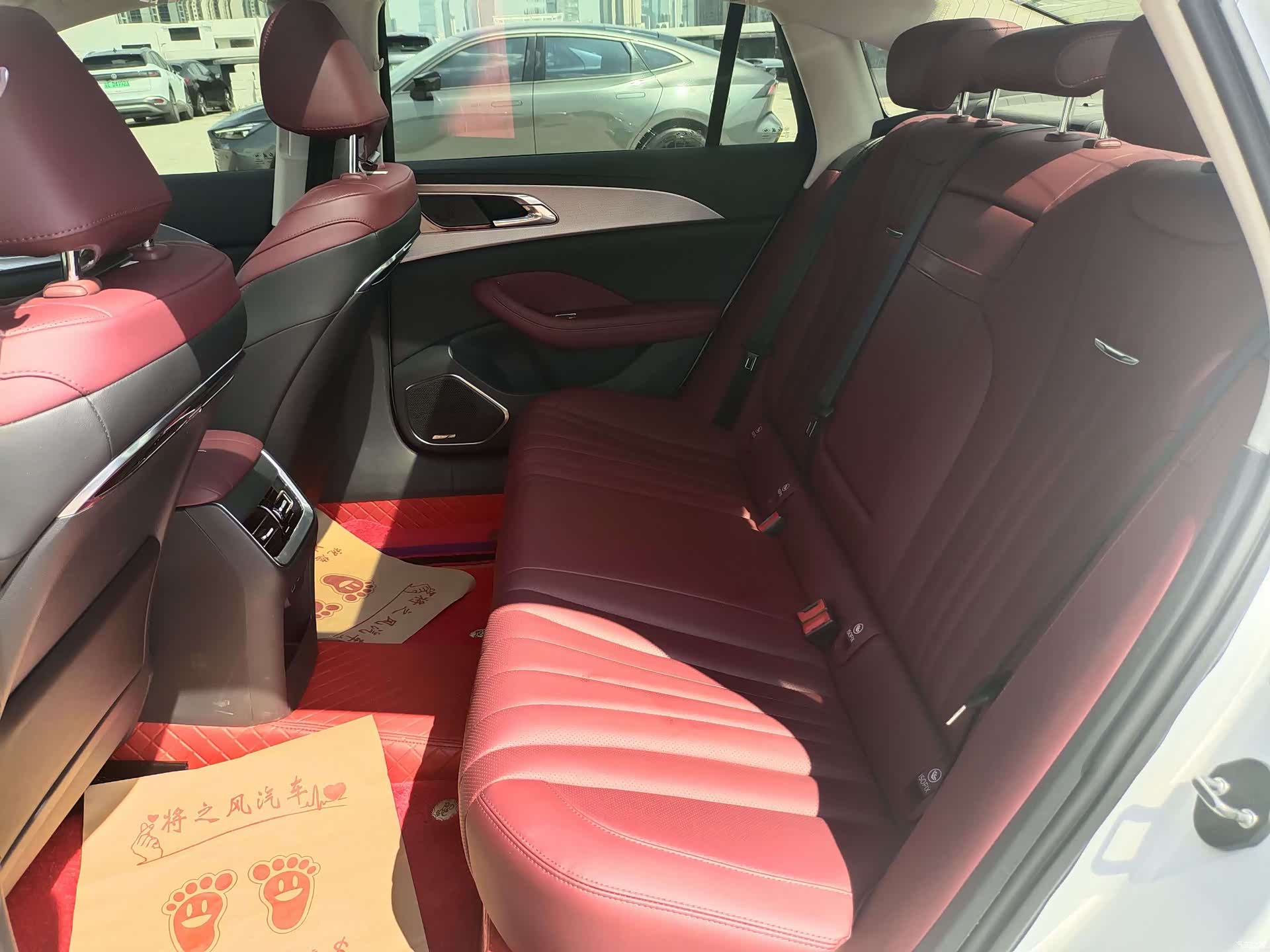Hongqi H5, 2023 8