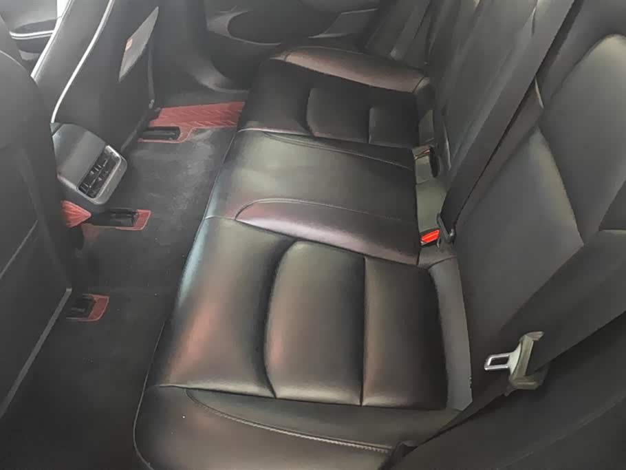Tesla Model 3 Tesla Model 3