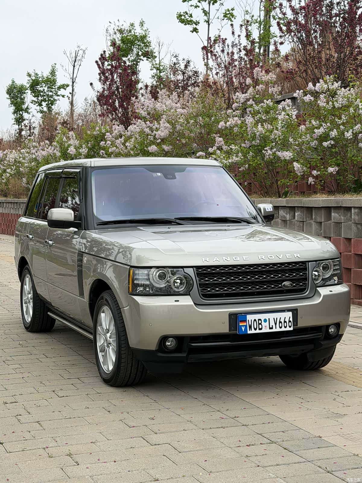 Land Rover Range Rover, 2011 3