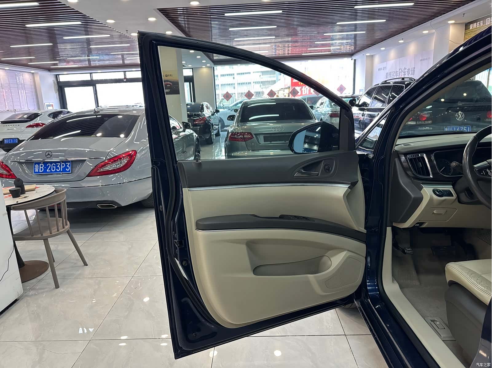 Buick GL8, 2012 19