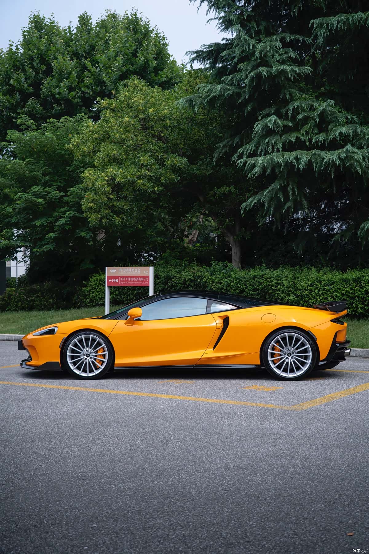 McLaren GT, 2023 11