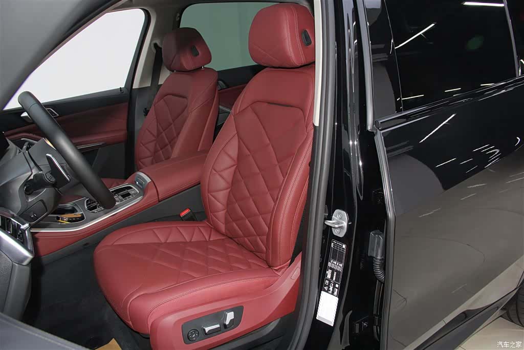 BMW X5, 2025 18