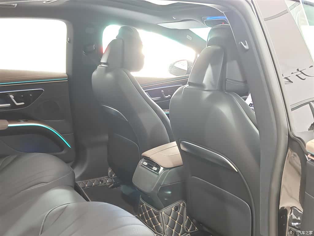 Mercedes-Benz EQS, 2025 16