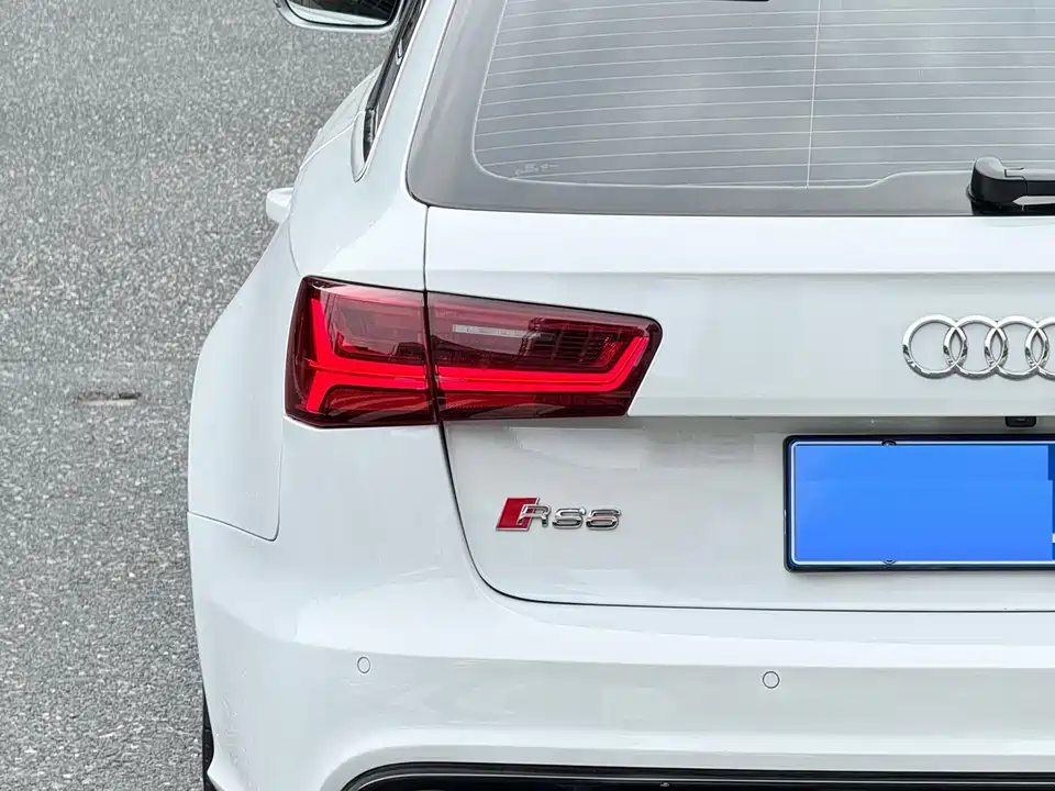 Audi RS 6