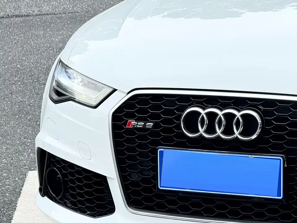 Audi RS 6