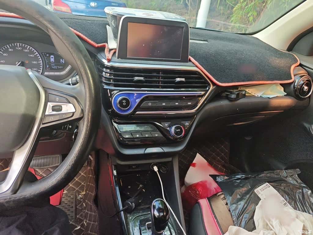 Changan V, 2019 6