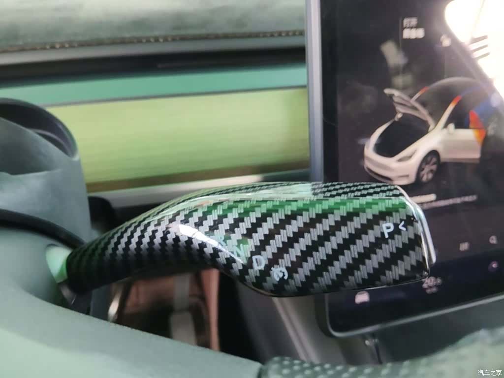 Tesla Model Y, 2022 14