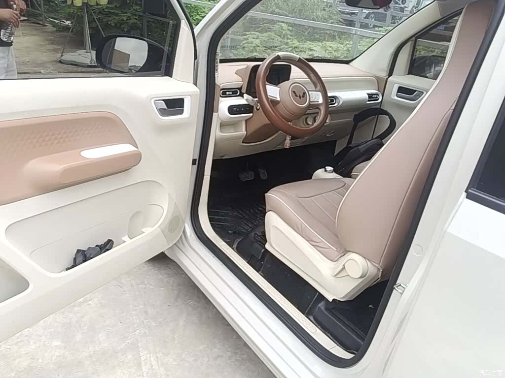 Wuling MINIEV, 2024 16