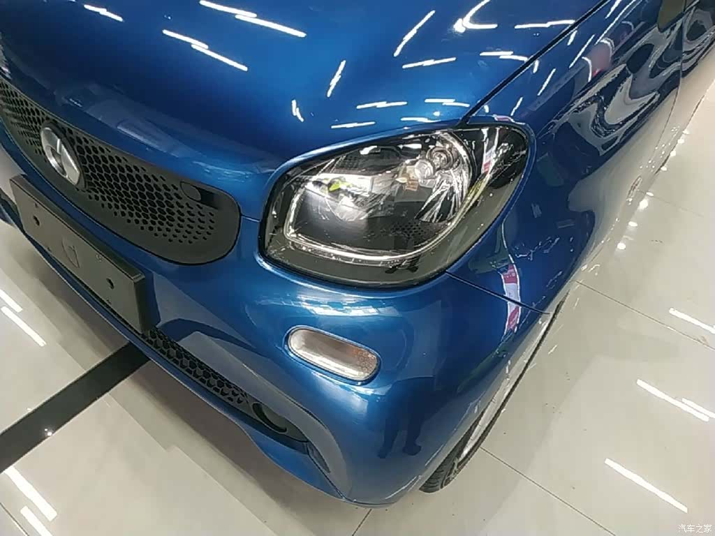 Smart Fortwo, 2018 24