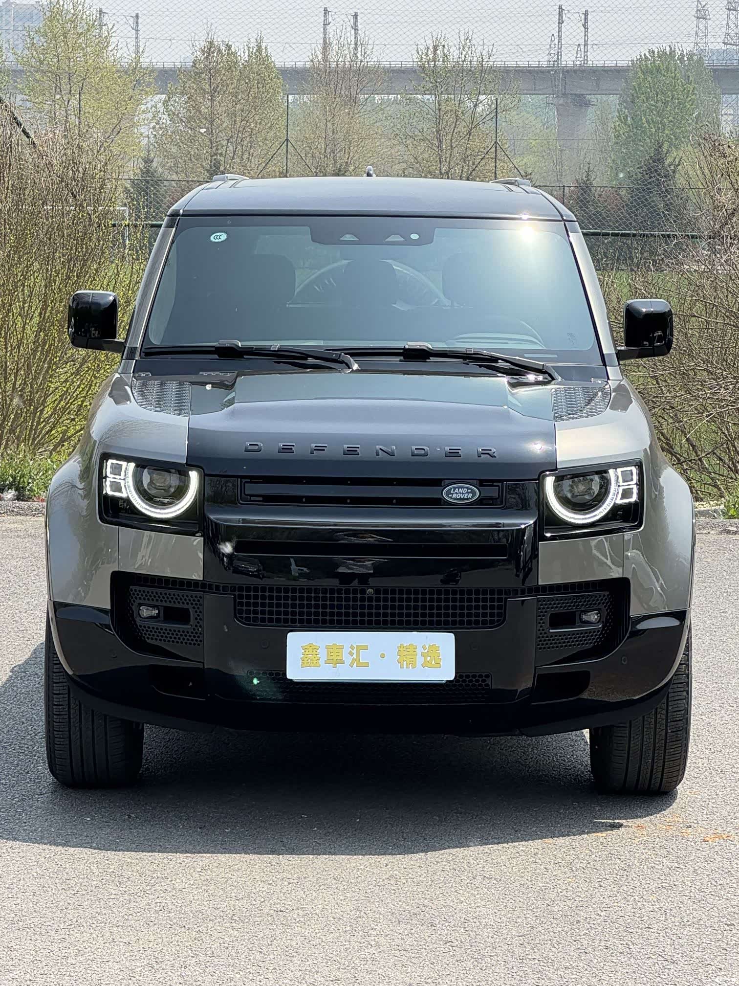 Land Rover Defender, 2024 все фото