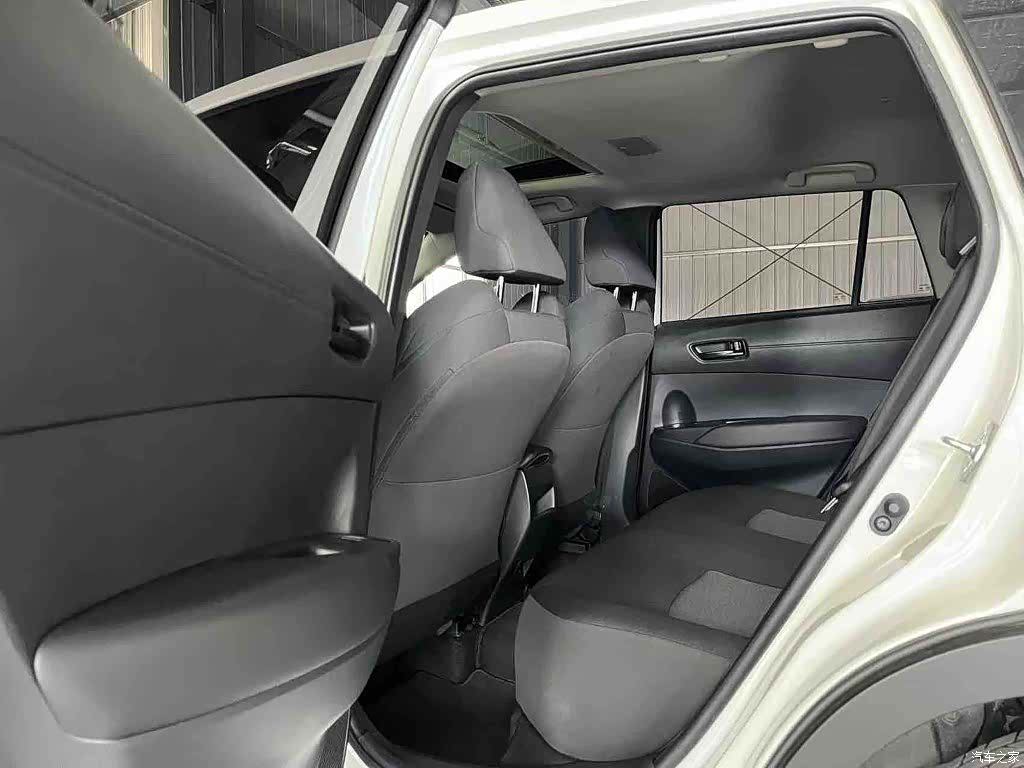 Toyota Frontlander, 2024 17