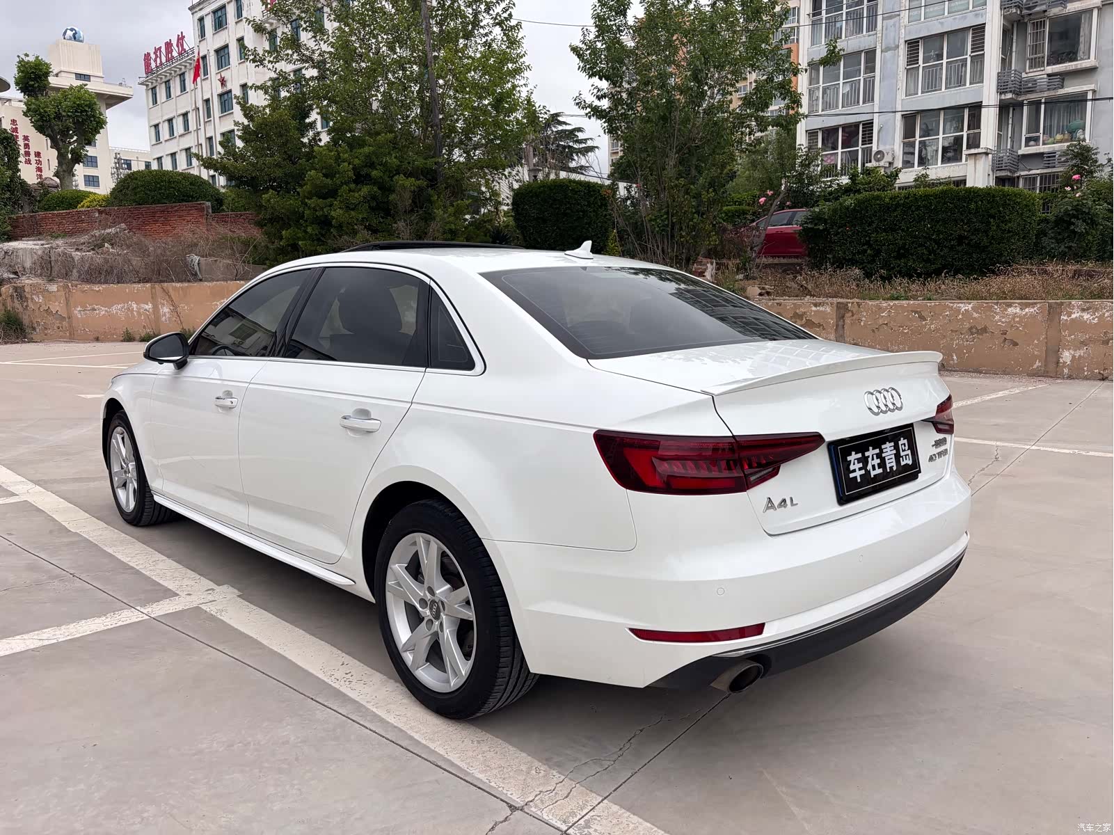 Audi A4L, 2018 7