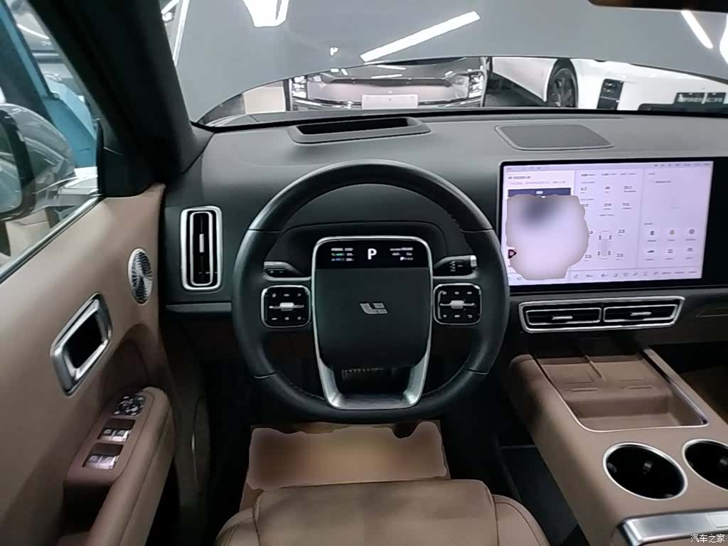 Li Auto L8, 2025 11